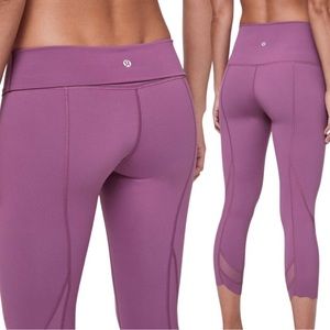 Lululemon Wunder Under Crop I *Roll Down scallop full on
luxtreme leggings